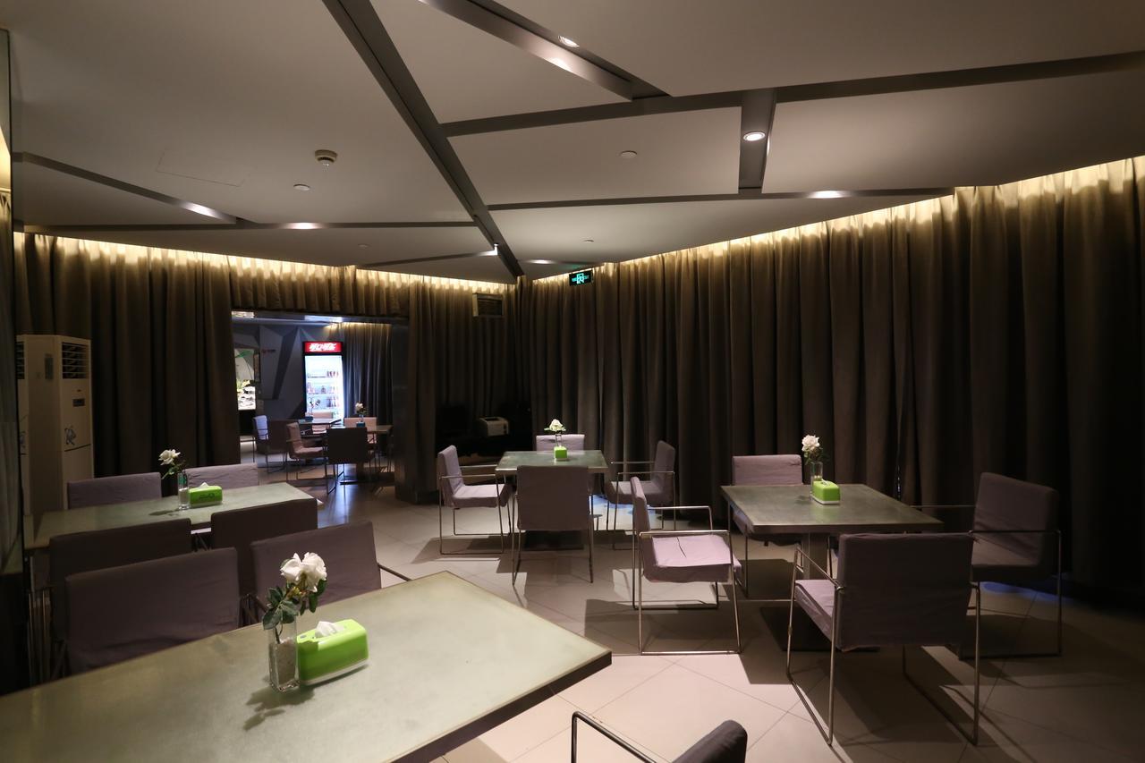 Jinjiang Inn - Wuhan Ziyang Road Exteriör bild